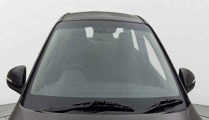 2018 Hyundai Verna 1.6 VTVT SX, Petrol, Manual, 75,371 km, Front Windshield