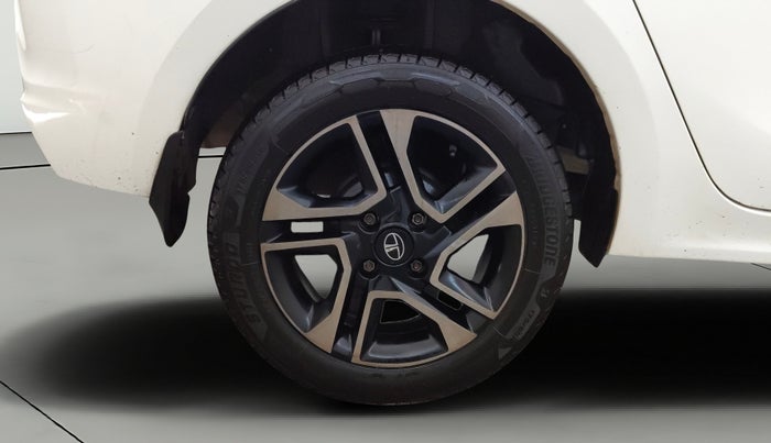 2022 Tata TIGOR XZ PLUS CNG, CNG, Manual, 69,714 km, Right Rear Wheel