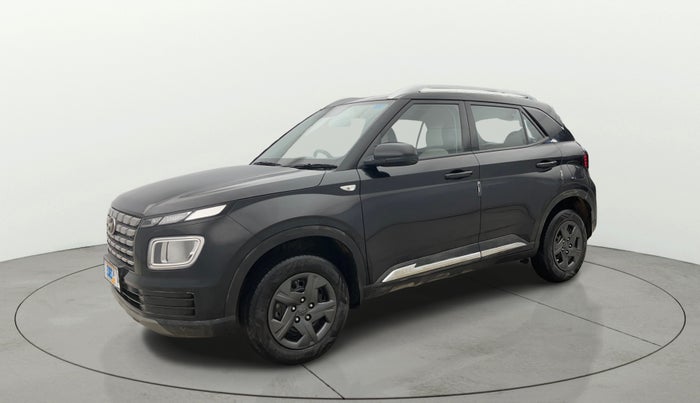 2023 Hyundai VENUE S 1.2, Petrol, Manual, 30,571 km, Left Front Diagonal