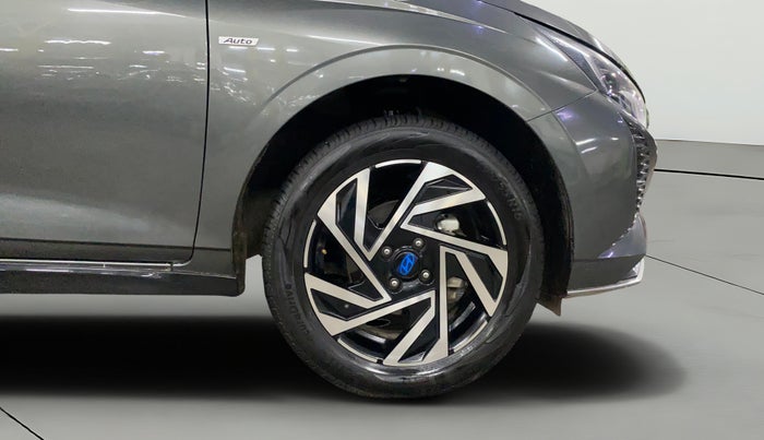 2023 Hyundai NEW I20 ASTA (O) 1.2 IVT, Petrol, Automatic, 8,615 km, Right Front Wheel