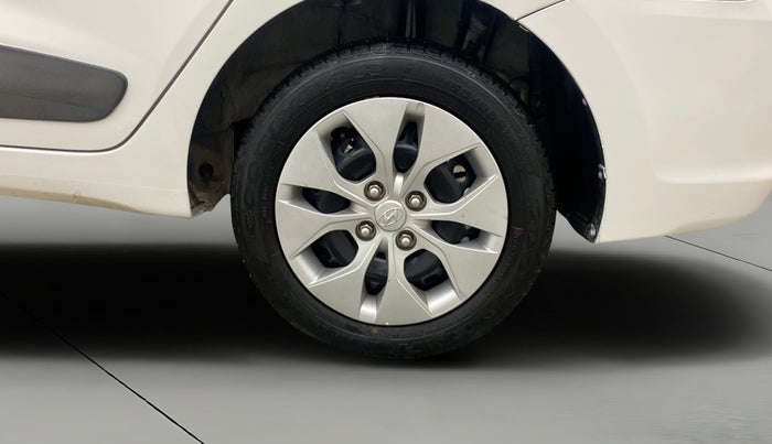 2016 Hyundai Xcent S 1.2 SPECIAL EDITION, Petrol, Manual, 74,812 km, Left Rear Wheel