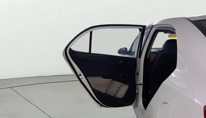 2015 Hyundai Xcent BASE 1.2, CNG, Manual, 72,734 km, LHS Rear Door