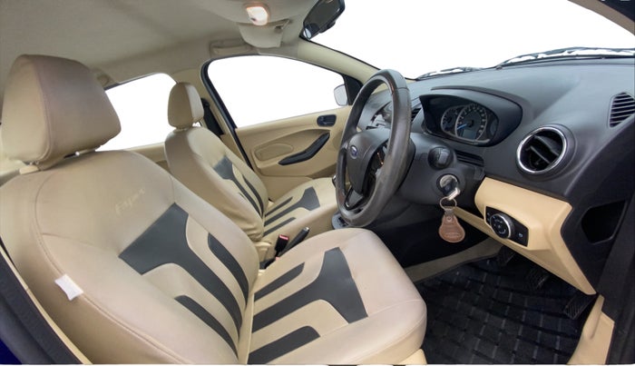 2018 Ford Figo Aspire TITANIUM 1.2 PETROL, Petrol, Manual, 44,995 km, Right Side Front Door Cabin