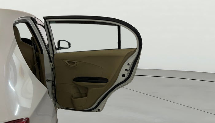 2017 Honda Amaze 1.2L I-VTEC S, CNG, Manual, 58,372 km, RHS Rear Door