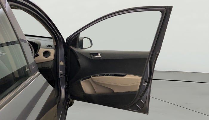 2015 Hyundai Grand i10 SPORTZ 1.2 KAPPA VTVT, Petrol, Manual, 70,966 km, RHS Front Door