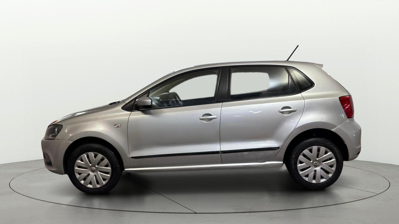 2015 Volkswagen Polo COMFORTLINE 1.2L, Petrol, Manual, 28,996 km, Left Side