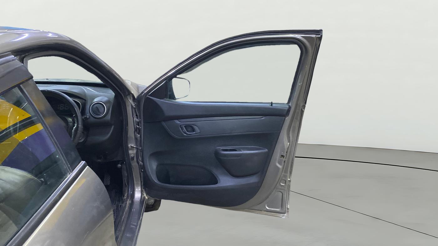 2019 Renault Kwid RXL, Petrol, Manual, 13,121 km, RHS Front Door