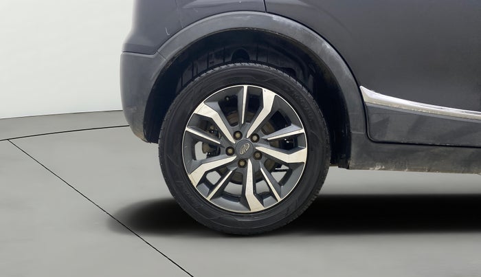 2021 Mahindra XUV300 W8 (O) 1.2 PETROL, Petrol, Manual, 59,351 km, Right Rear Wheel