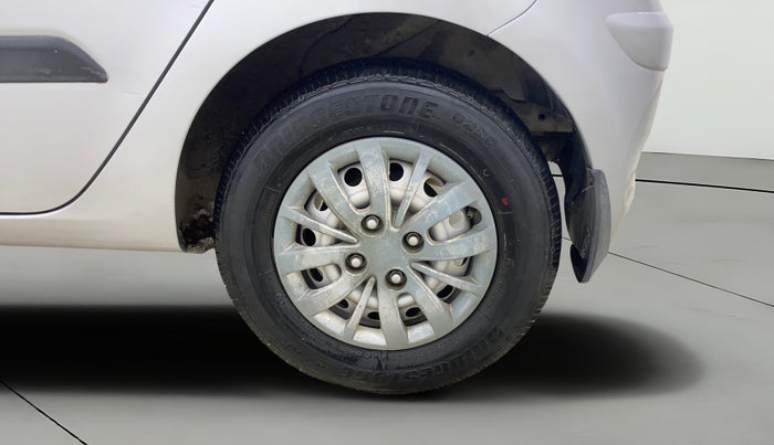 2014 Hyundai i10 MAGNA 1.1, Petrol, Manual, 56,641 km, Left Rear Wheel