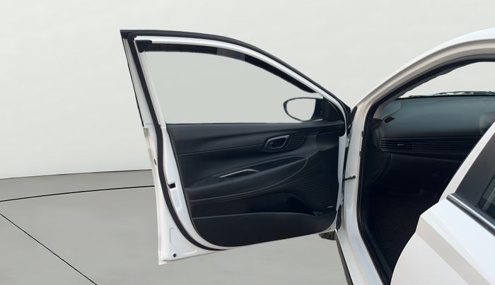 2023 Hyundai NEW I20 ASTA (O) 1.2 MT, Petrol, Manual, 19,450 km, LHS Front Door