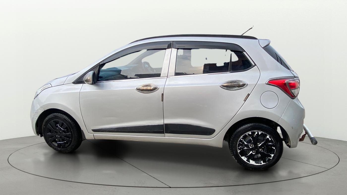 2016 Hyundai Grand i10 SPORTZ 1.2 KAPPA VTVT, Petrol, Manual, 30,122 km, Left Side