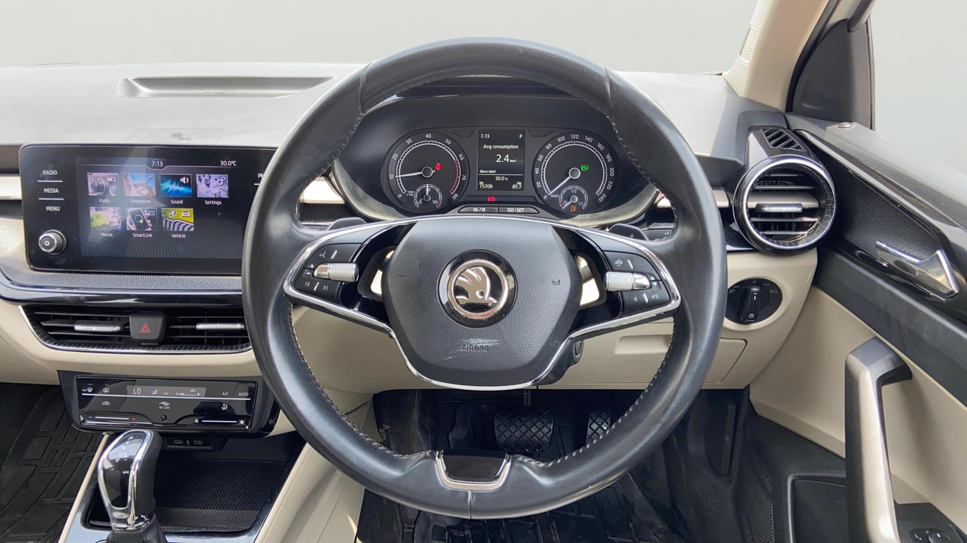 2023 Skoda SLAVIA AMBITION 1.0L TSI AT, Petrol, Automatic, 75,687 km, Steering Wheel Close Up