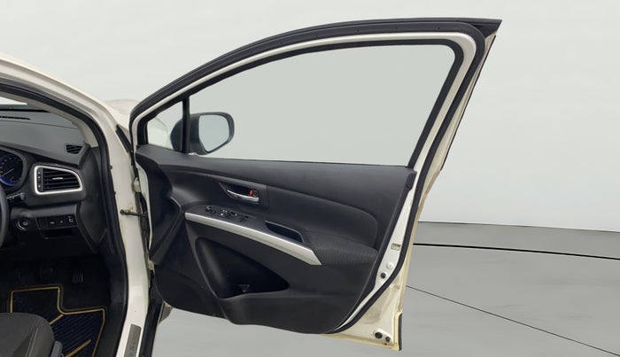 2017 Maruti S Cross ZETA 1.3, Diesel, Manual, 1,02,030 km, RHS Front Door