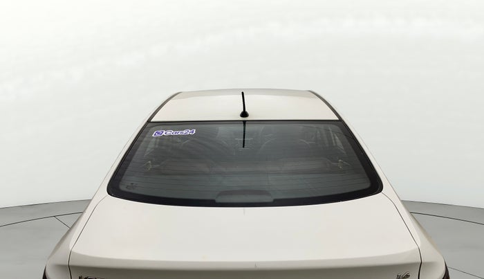 2015 Hyundai Verna FLUIDIC 4S 1.6 VTVT S(O), Petrol, Manual, 71,982 km, Rear Windshield