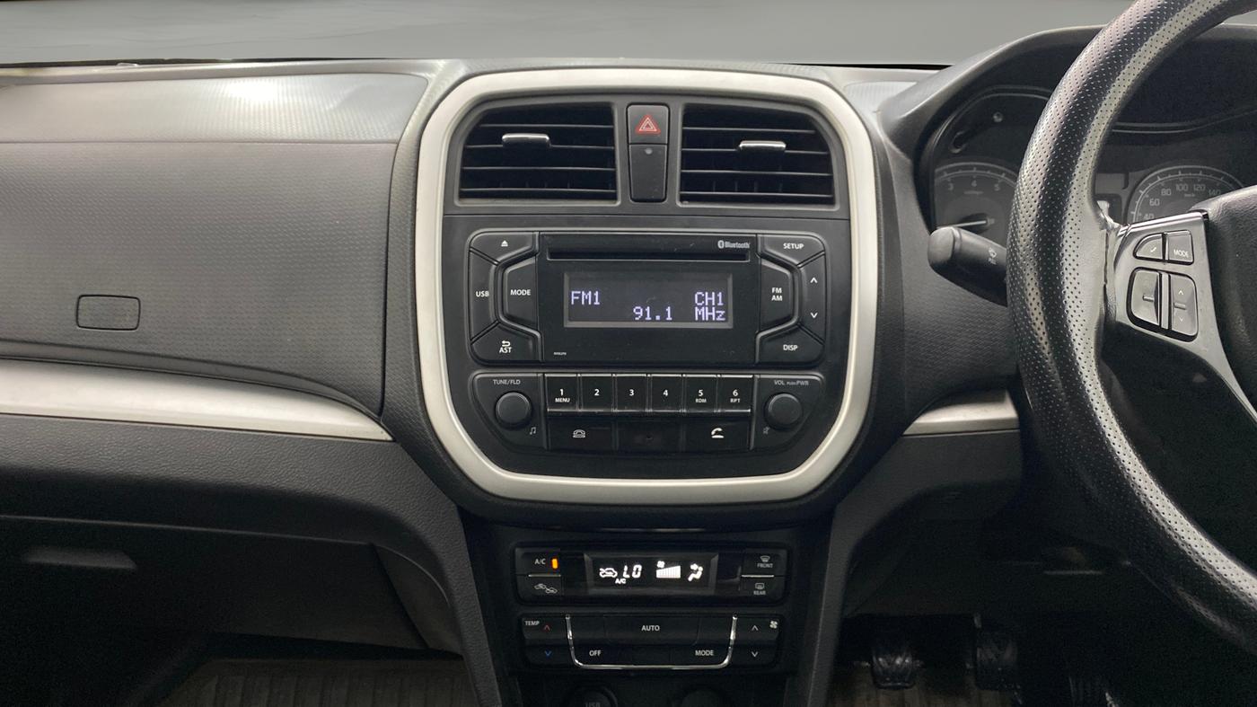 2022 Maruti Vitara Brezza VXI, Petrol, Manual, 1,23,572 km, Air Conditioner