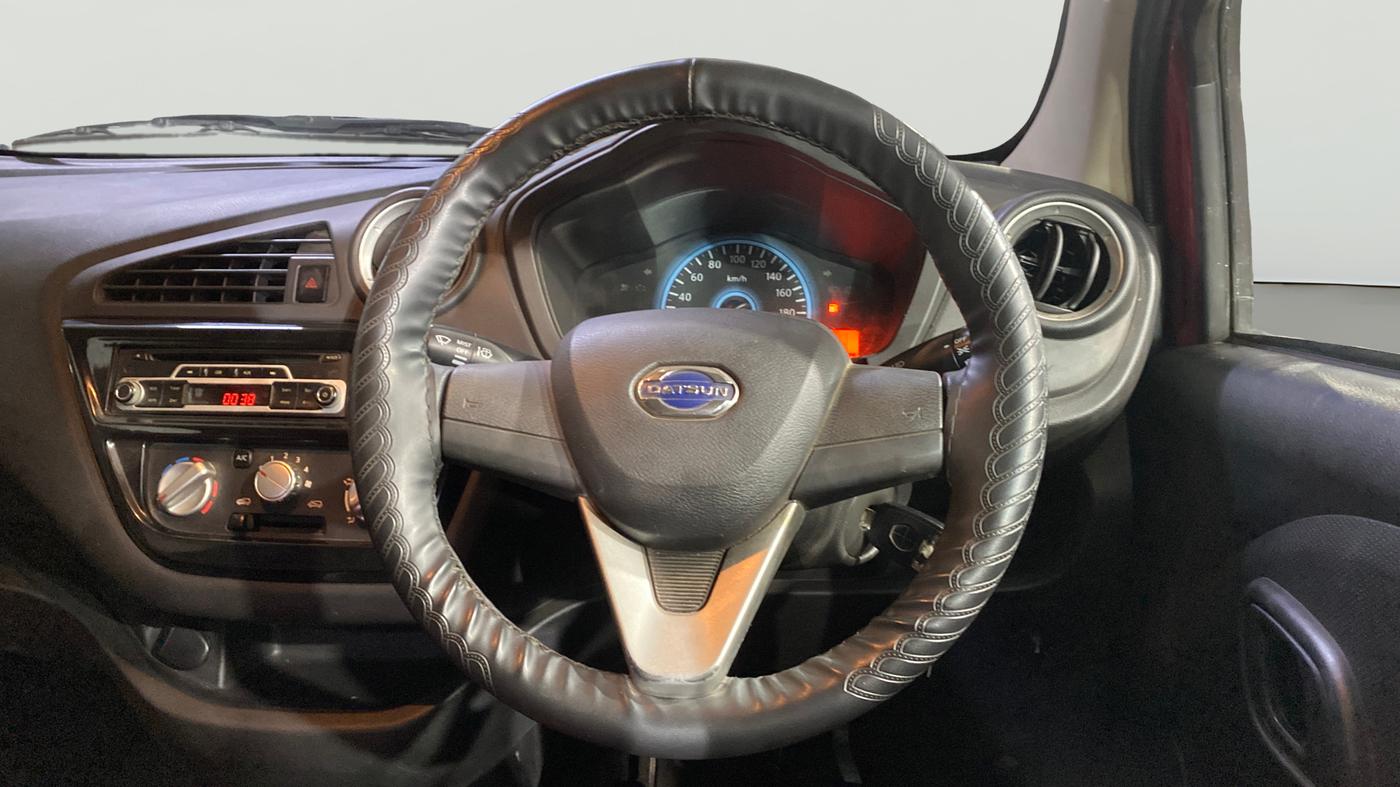 2017 Datsun Redi Go T (O), Petrol, Manual, 19,434 km, Steering Wheel Close Up