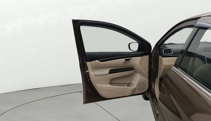 2016 Maruti Ciaz ZXI, Petrol, Manual, 34,030 km, LHS Front Door