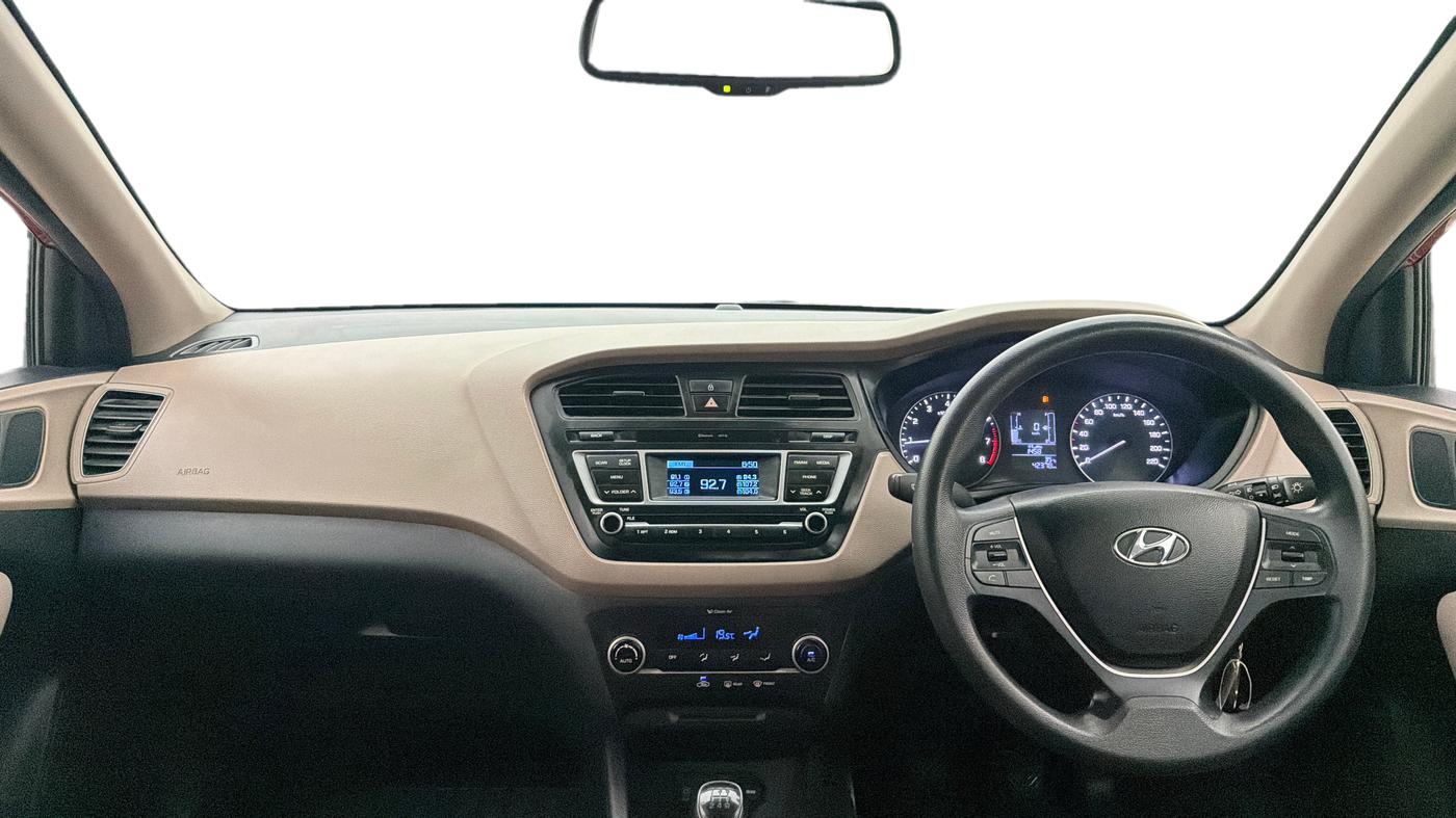 2016 Hyundai Elite i20 SPORTZ 1.2, Petrol, Manual, 42,373 km, Dashboard
