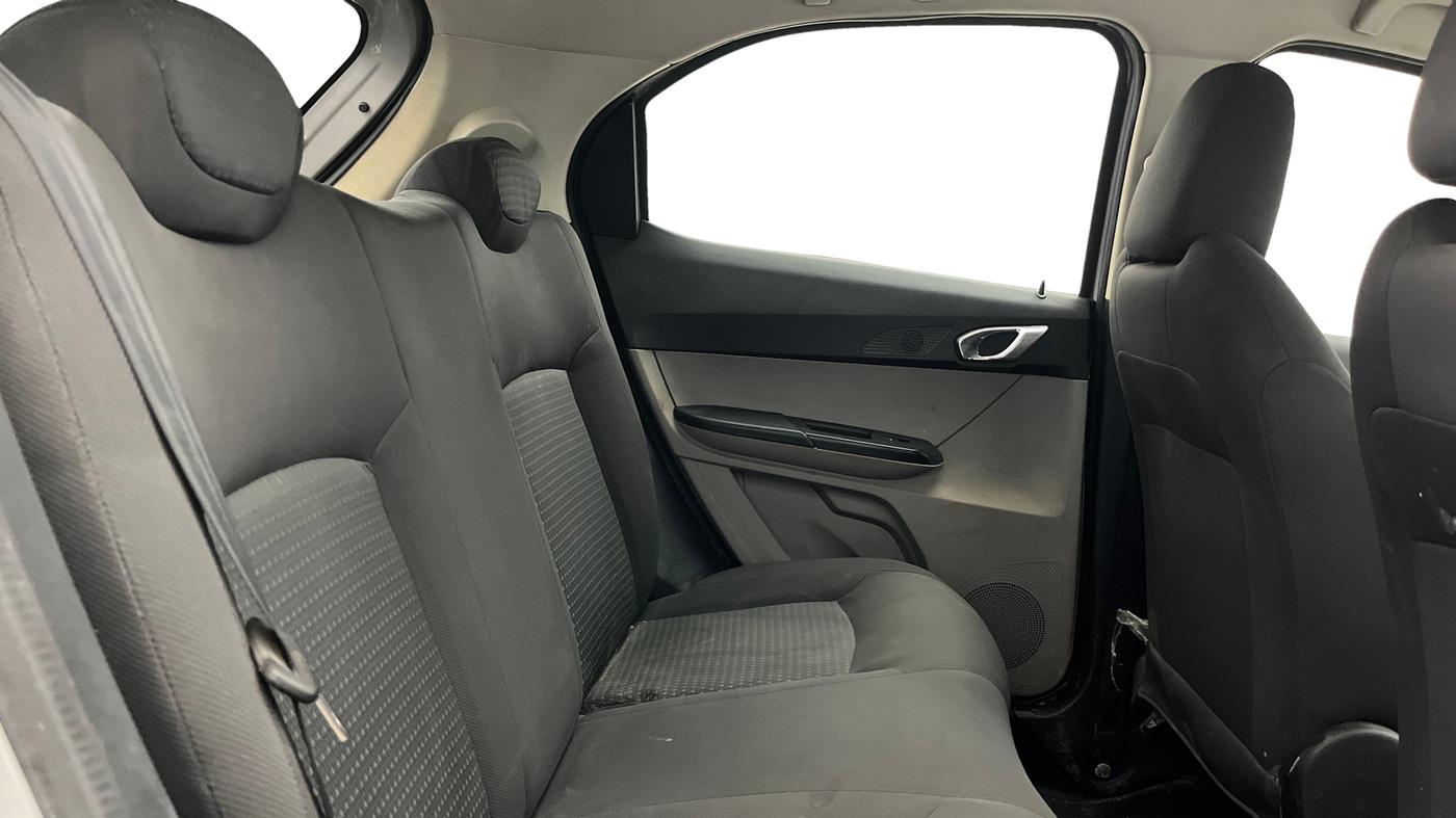 2017 Tata Tiago XZA PETROL, Petrol, Automatic, 73,472 km, Right Side Rear Door Cabin