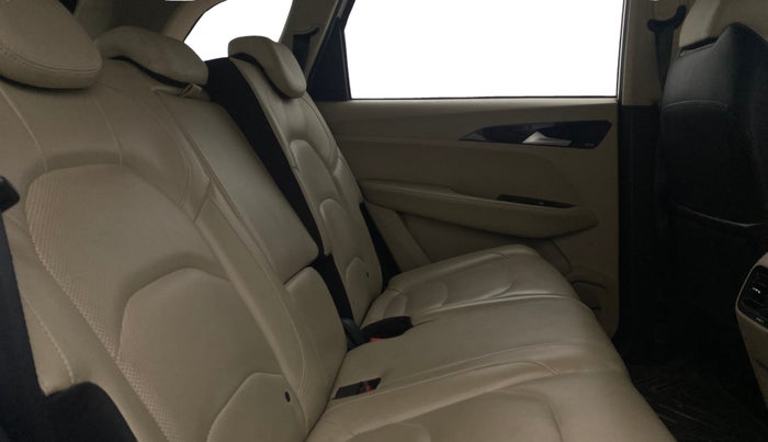 2021 MG HECTOR SHARP 1.5 DCT PETROL, Petrol, Automatic, 36,689 km, Right Side Rear Door Cabin