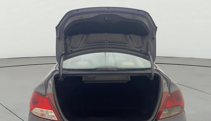 2014 Hyundai Verna FLUIDIC 1.6 CRDI SX, Diesel, Manual, 1,46,813 km, Boot Door Open