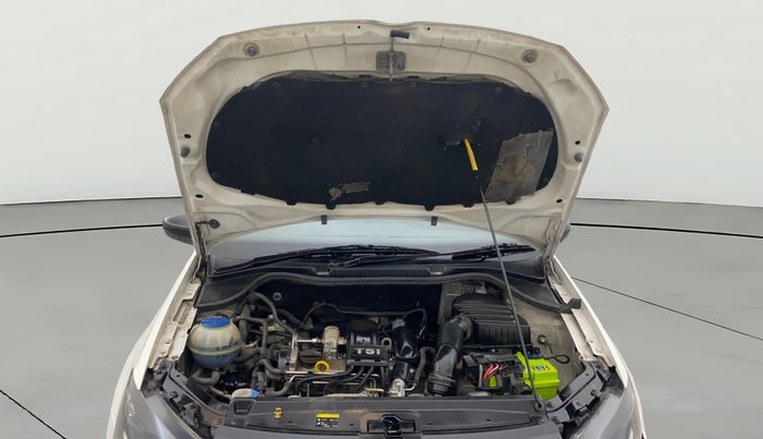 2015 Volkswagen Polo GT TSI AT, Petrol, Automatic, 1,23,356 km, Open Bonet