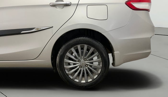 2016 Maruti Ciaz ZXI+, Petrol, Manual, 44,437 km, Left Rear Wheel