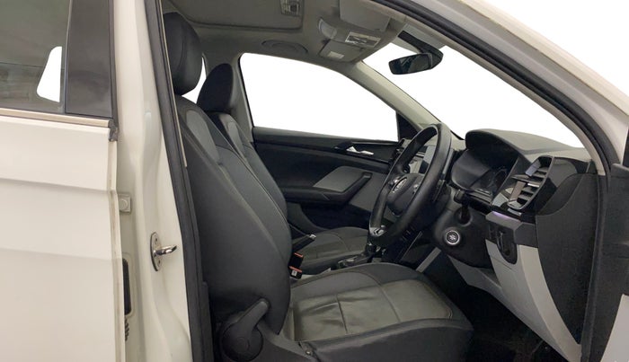 2021 Skoda KUSHAQ STYLE 1.0L TSI AT, Petrol, Automatic, 50,063 km, Right Side Front Door Cabin