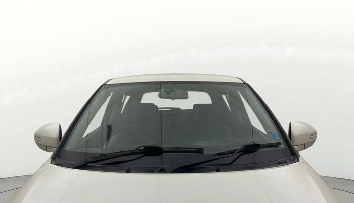 2017 Maruti Swift ZXI, Petrol, Manual, 74,279 km, Front Windshield