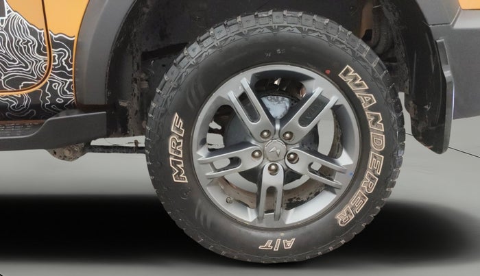 2023 Mahindra Thar LX D HT 2WD MT, Diesel, Manual, 22,229 km, Left Rear Wheel