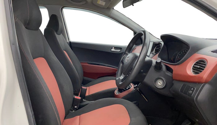 2016 Hyundai Grand i10 1.2 SPORTZ PRIME EDITION VTVT, Petrol, Manual, 80,892 km, Right Side Front Door Cabin