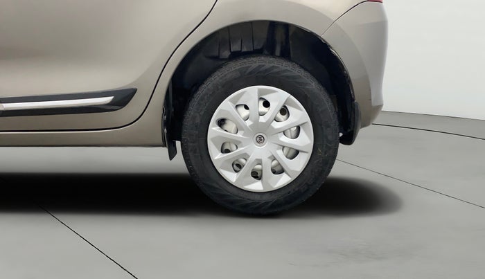 2021 Maruti Swift LXI, Petrol, Manual, 50,855 km, Left Rear Wheel