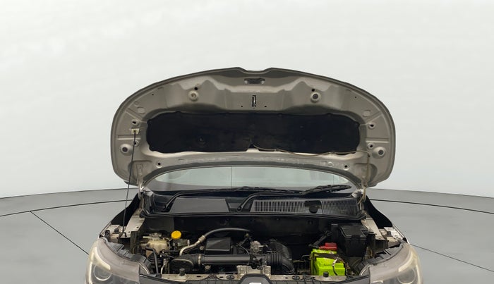 2019 Renault TRIBER RXZ, Petrol, Manual, 48,506 km, Open Bonet