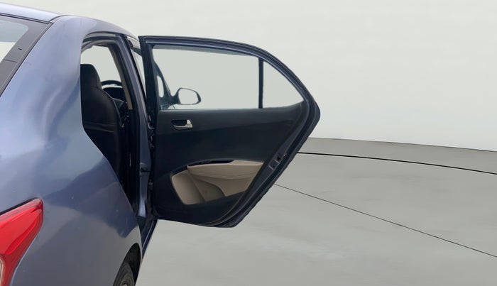 2015 Hyundai Xcent S (O) 1.2, Petrol, Manual, 79,588 km, RHS Rear Door