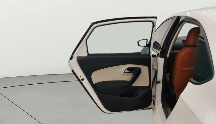 2017 Skoda Rapid AMBITION 1.6 MPI MT, Petrol, Manual, 42,422 km, LHS Rear Door