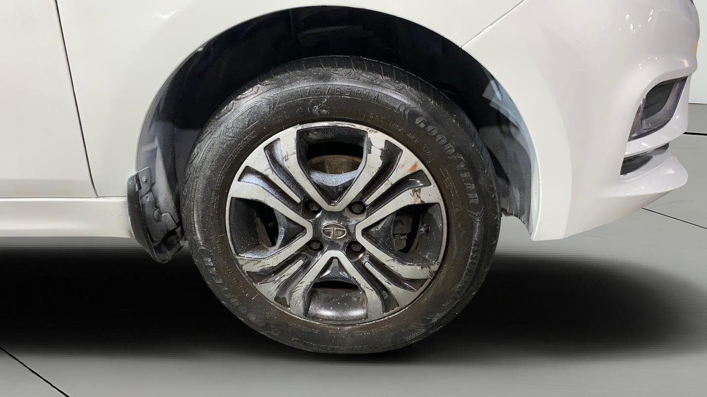 2022 Tata TIGOR XZ PLUS CNG, CNG, Manual, 34,442 km, Right Front Wheel