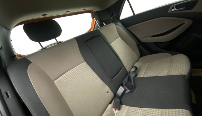 2019 Hyundai Elite i20 ASTA (O) CVT, Petrol, Automatic, 36,036 km, Right Side Rear Door Cabin