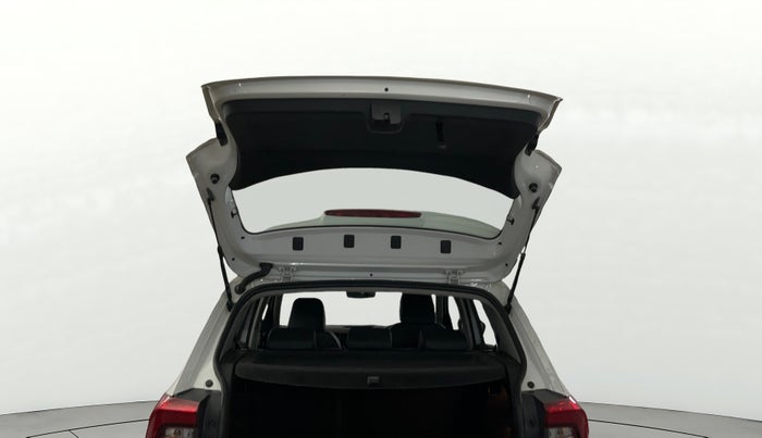 2023 Skoda KUSHAQ STYLE 1.5L TSI DSG (6 AIRBAGS), Petrol, Automatic, 26,315 km, Boot Door Open