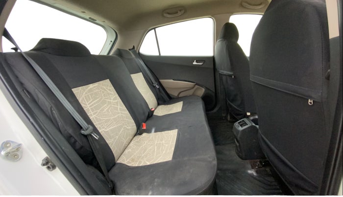 2018 Hyundai Grand i10 SPORTZ 1.2 KAPPA VTVT, Petrol, Manual, 52,398 km, Right Side Rear Door Cabin