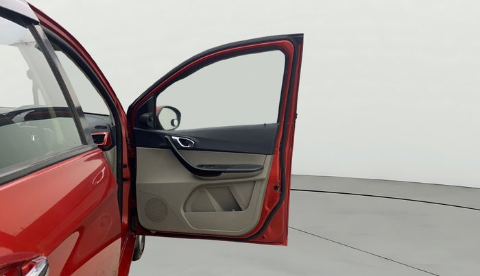 2018 Tata Tiago XZA PETROL, Petrol, Automatic, 1,38,852 km, RHS Front Door