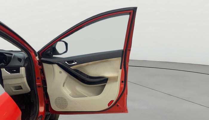 2023 Tata NEXON XZA PLUS SUNROOF PETROL, Petrol, Automatic, 44,713 km, RHS Front Door