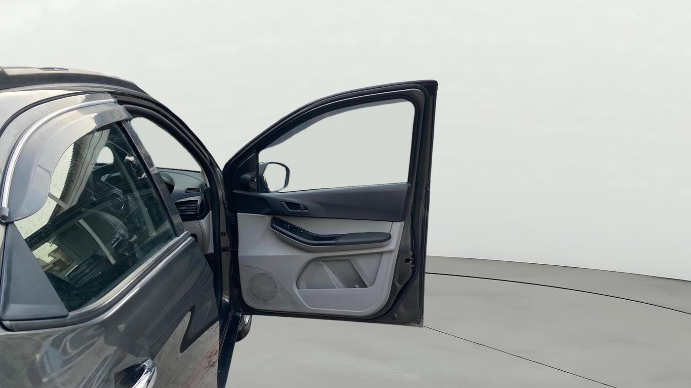 2024 Tata Tiago XM PETROL, Petrol, Manual, 24,149 km, RHS Front Door