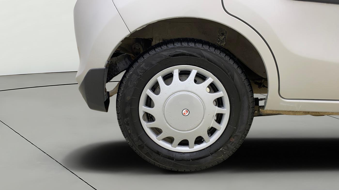 2017 Maruti Alto 800 VXI, CNG, Manual, 57,953 km, Right Rear Wheel