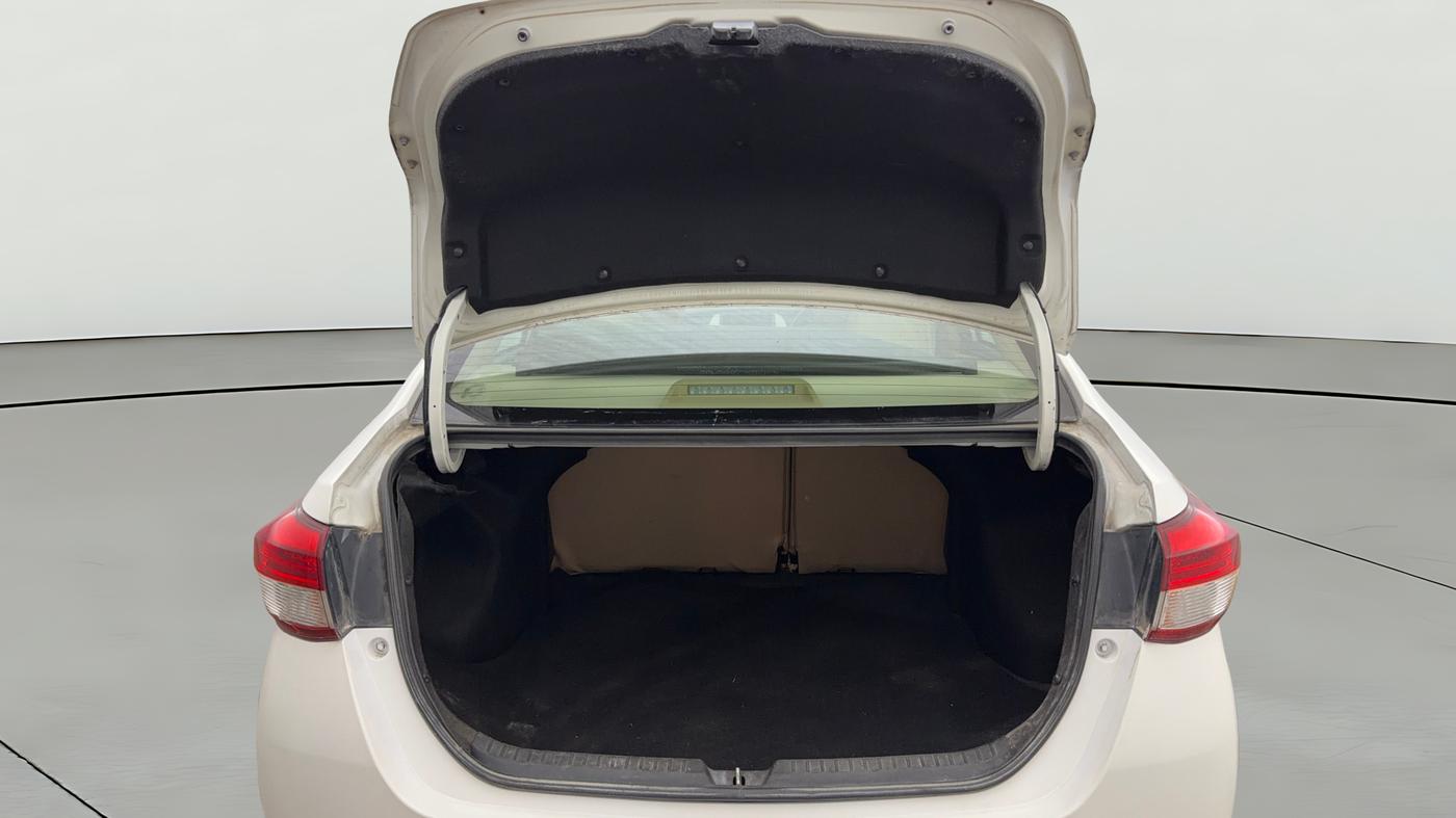 2018 Toyota YARIS V CVT, Petrol, Automatic, 53,045 km, Boot Open Zoomed View