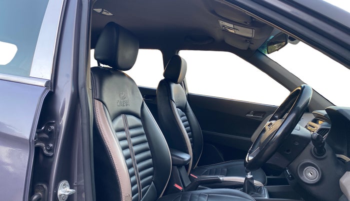 2015 Hyundai Creta S 1.6 PETROL, Petrol, Manual, 85,076 km, Right Side Front Door Cabin