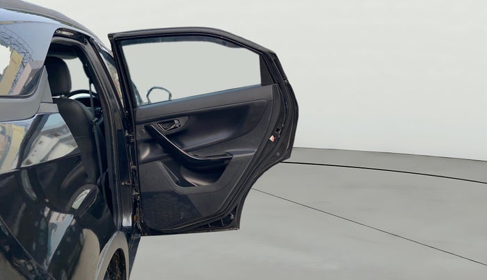 2023 Tata NEXON XZ PLUS (O) PETROL DARK EDITION, Petrol, Manual, 16,636 km, RHS Rear Door