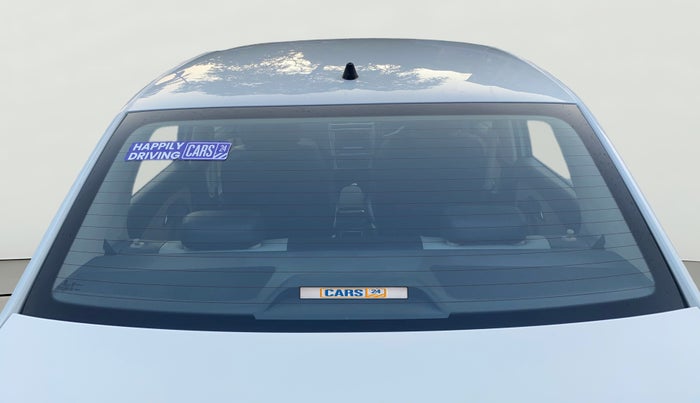2016 Volkswagen Ameo HIGHLINE1.2L, Petrol, Manual, 53,385 km, Rear Windshield