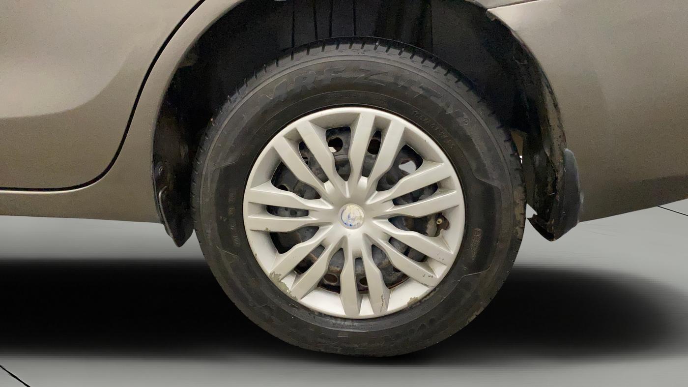 2018 Maruti Dzire VXI, Petrol, Manual, 81,427 km, Left Rear Wheel