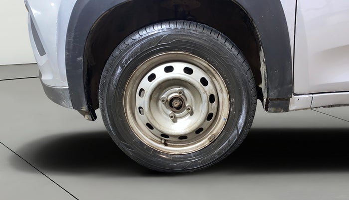 2017 Mahindra KUV 100 NXT K2 P 6 STR, Petrol, Manual, 38,530 km, Left Front Wheel