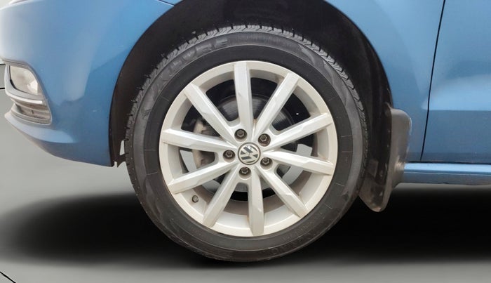 2017 Volkswagen Polo HIGHLINE PLUS 1.2(16 ALLOY, Petrol, Manual, 20,682 km, Left Front Wheel